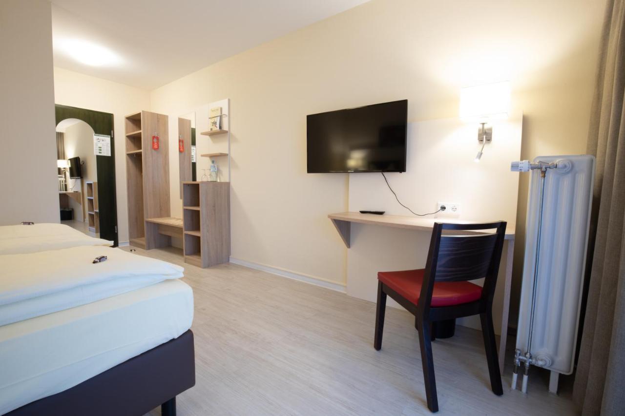 Montana Landhotel Gummersbach-Nord Marienheide Bagian luar foto
